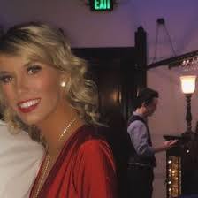 Jess Walker's Instagram, Twitter & Facebook