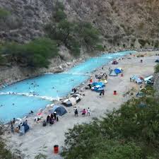 See a recent post on tumblr from @vivirenmexico about tolantongo. Grutas Ta Tolantongo Diger Acik Alanlar Da Fotograflar