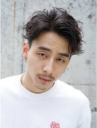 七三オールバックかき上げヘアツーブロックスパイラルパーマ l066005906 フィフス fifth のヘアカタログ ホットペッパービューティー 髪型 メンズ パーマ スパイラルパーマ メンズ メンズヘアカット