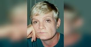 Angie Minks's Instagram, Twitter & Facebook