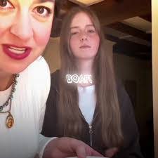 Heidi Hafner's Instagram, Twitter & Facebook