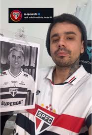 Desenho Hiperrealista do Ferreirinha em Futebol