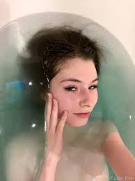 Cutie Kim porn videos - The best blowjob videos with Cutie Kim - Blowjobit