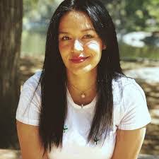 Estela Barrios's Instagram, Twitter & Facebook