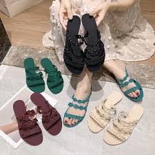 Alas kaki in a sentence and translation of alas kaki in english dictionary with audio pronunciation by dictionarist.com. Fashion Sandal Wanita Musim Panas Alas Kaki Wanita Jelly Alas Kaki Flip Flop L Sandal Pantai Wanita Terbaru Alas Kaki Pvc Musim Panas Untuk Anak Perempuan 2021 Buy Pvc Alas Kaki Untuk Gadis Wanita Musim Panas Sandal Pantai Sandal