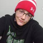 Amanda Resinger's Instagram, Twitter & Facebook