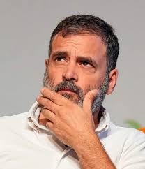 Picture Of The Day ❤️❤️❤️❤️ . . . . . . . . . . Ten Unknown Facts About  #Films 1. The first film made in 1888 was "Rounday Garden Scene" directed