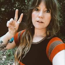 Sarah Warda (sarahwarda)