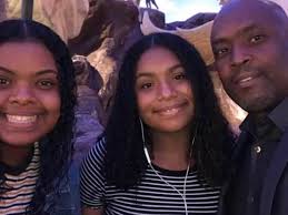 Fundraiser for Roxana Quintanilla by Michael Vargas : Help Rolando and his  2 Daughters