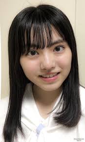 ボード 可愛い女の子 のピン