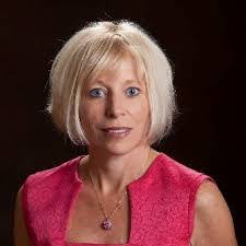 Tracy Russell's Instagram, Twitter & Facebook