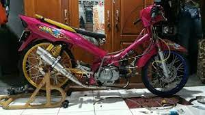 Modifikasi motor vixion old cafe racer terbaik.motor bergaya cafe racer ini dipasarkan di indonesia dengan harga rp. Kumpulan Modifikasi Vega R Old Tanpa Dasi Tapi Masih Tetep Keren Youtube