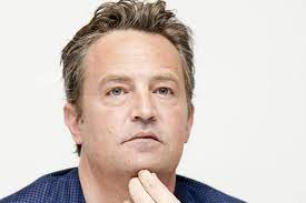 'friends' ep and reunion director support matthew perry: Matthew Perry Friends Regisseur Nimmt Ihn In Schutz Gala De