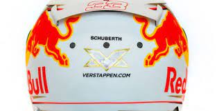 De exclusieve schaalmodellen van verstappenshop zijn zeer gedetailleerd en een. Verstappen Shows The Helmet He Will Be Racing With This Year