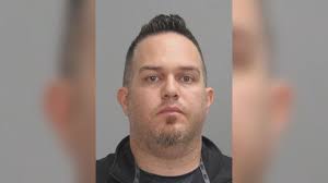 Kai Schmidt, De'Shalyn Jones Named Outdoor Athletes of the Year