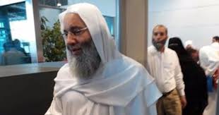 الصفحة الرسمية لفضيلة الشيخ الدكتور محمد حسان الداعية الإسلامي الكبير‎. Ø£Ø²Ù…Ø© Ø¨ÙŠÙ† Ù…Ù‚Ø¯Ù… Ø¨Ø±Ù†Ø§Ù…Ø¬ Ø¨Ù‚Ù†ÙˆØ§Øª Ø§Ù„Ø¥Ø®ÙˆØ§Ù† ÙˆØ¶ÙŠÙÙ‡ Ø¨Ø³Ø¨Ø¨ Ø§Ù„Ø´ÙŠØ® Ù…Ø­Ù…Ø¯ Ø­Ø³Ø§Ù† Ø§Ù„ÙŠÙˆÙ… Ø§Ù„Ø³Ø§Ø¨Ø¹