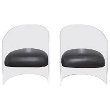 Vintage Lucite Chairs 1stdibs Com Lucite Chairs Chair Club Chairs