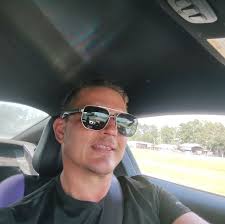 Can a tilted uterus prevent a mare from keeping a pregnancy?