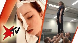 Schlaganfall mit 26: Ina, Vanessa (‪@CoupleOnTour‬) und ihre bewegende  Geschichte