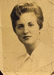 Evelyn Forman's Instagram, Twitter & Facebook