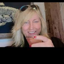 Richard Ligman's Instagram, Twitter & Facebook