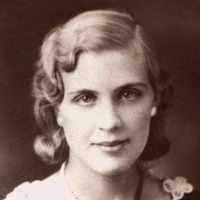 Mary Utley's Instagram, Twitter & Facebook