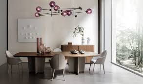 Square dining tables are just one way to create a functional dining and entertaining space in your home. Bigwig Tables Writing Desks And Low Tables Giorgetti