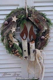 Die Birkenstamme Und Birkenrinde Sind Perfekt Pro Die Schone Deko Weihnachten Weihnachtsdekoration Turkranz Weihnachten
