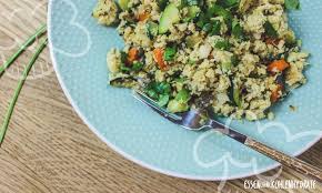Gebratener Low Carb Blumenkohl Reis Mit Gemuse Rezept Reis Mit Gemuse Blumenkohl Reis Rezepte