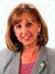 Gretchen Sines Howard Hanna