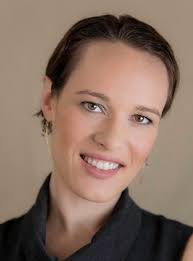 Amanda Asman's Instagram, Twitter & Facebook