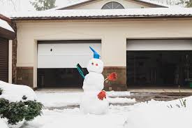 Eine korrekte ausführung des garagenbaus und eine konsequent durchgeführte, regelmäßige lüftung. So Schutzen Sie Die Garage Effektiv Vor Nasse Und Schimmel