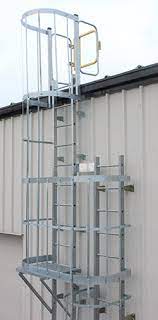 Standing or leaning, the cross step gets you closer to the action. Industrial Ladders Demuth Steel Products Inc