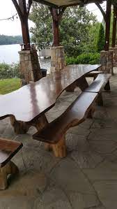 Walnut Live Edge Outdoor Table Arsitektur Kayu Alami Seni Kayu