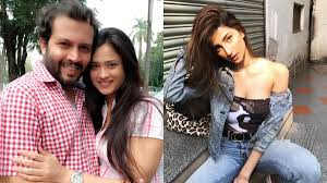 Shweta tiwari has filed a police complaint against husband abhinav kohli accusing him of hitting her daughter palak tiwari. Shweta Tiwari S Daughter Palak Breaks Silence After Stepfather Abhinav Kohli S Arrest Reveals Complete Truth Tv News India Tv