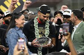 Former Kansas City Chiefs players team up to win the 2025 UFL Championship