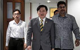 Paul young's backing band is named the royal family , and his backing vocalists are named the fabulous wealthy tarts. Paul Yong Turns Up For Work Amid Rape Probe Free Malaysia Today Fmt