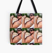 Sieh dir an, was stefanie (muffinstefanie) auf pinterest, der weltweit größten sammlung von ideen, entdeckt hat. Michele Morrone Geschenke Merchandise Redbubble