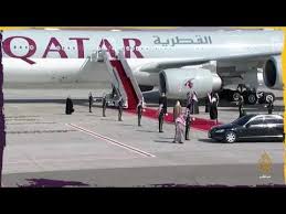 فيديو٠ لحظة استقبال أمير قطر في السعودية وسلام حار من محمد بن سلمان للش In 2021 Passenger Jet Passenger Vehicles