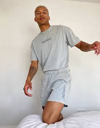 We did not find results for: Nike Just Do It Washed Shorts In Grey Asos