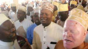 Zikirin yan kadiriya a fadar kadiriya kabara kano nigeria. Download Sheikh Muhamad Nasor Hauli Ya 15 Dhikri Saadia 2 In Mp4 And 3gp Codedwap