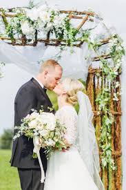 Apple creek is a great mix of traditional quilt blocks and little bit of a fun. Wedding Flowers Wedding Florists Woodstock Il Apple Creek Weddings