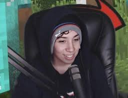 Pin By On Quackity In 2020 Man Guys This Man