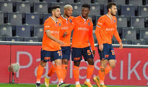 Başakşehir'de rafael, thiam'a müdahalesindekırmızı kart gördü. Basaksehir E Yenilen Fenerbahce Kupada Yok