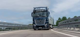 At Baam In Karlsruhe The Staff Rely On Mercedes Benz Uptime Roadstars