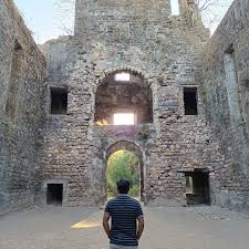 Vasai Fort of a forgotten empire ...