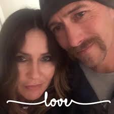 My Corgi lies quietly all day and doesn't eat anything. He hasn't been  eating like that for the past two days. What should I do now?