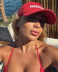 Esther Sousa (@euesthersousa) • Instagram photos and videos