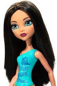 Amazon.com: MONSTER HIGH CLEO DE NILE DOLL : Toys & Games