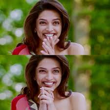 Deepika Padukone In Housefull Deepika Padukone Movies Bollywood Movies Deepika Padukone